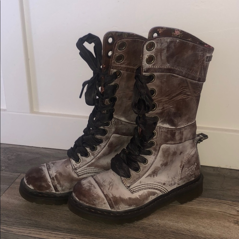 Dr. Martens